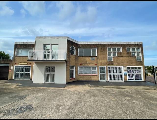 BUSINESS PROPERTY TO RENT IN LONGCROFT